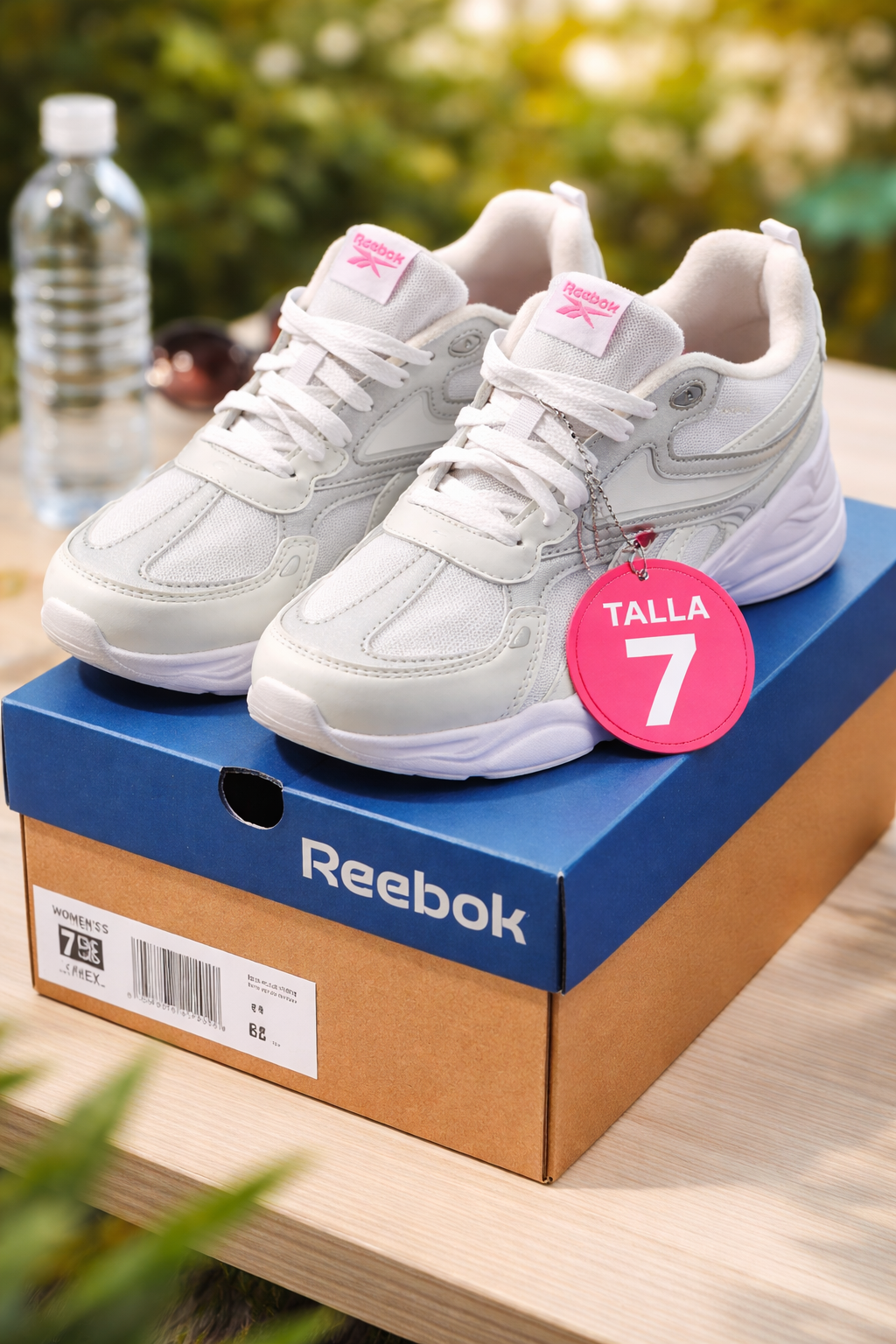 Zapatos deportivos para mujer.
